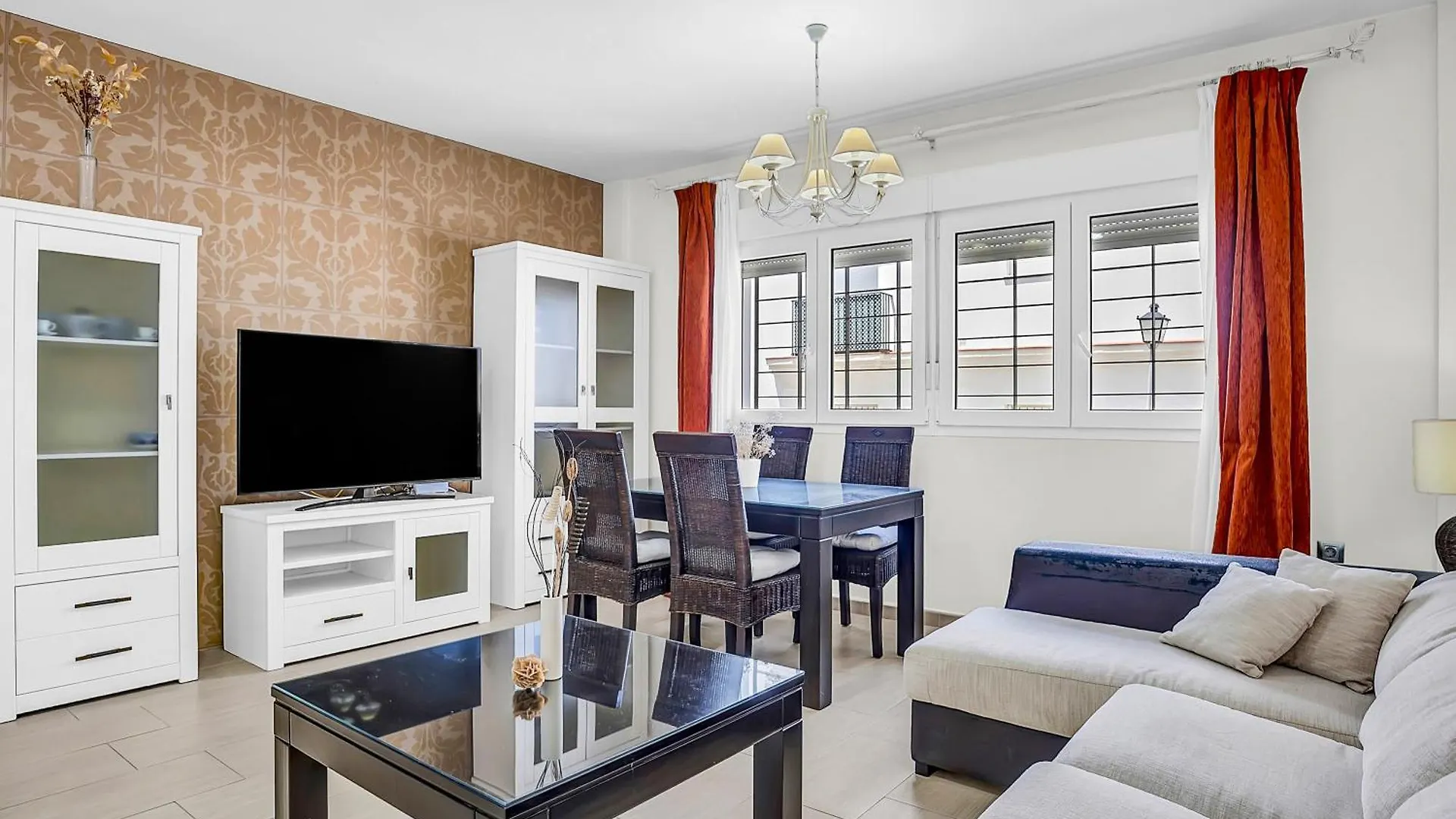 Apartamento Aryan contacts